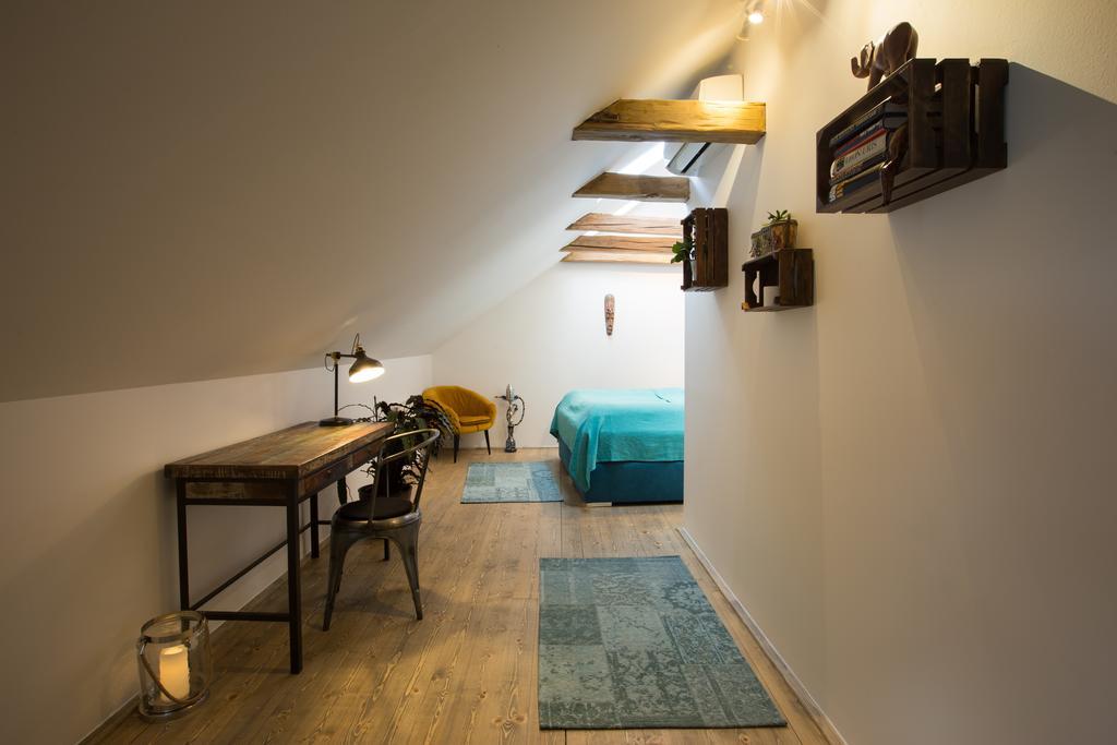 Bohemian Chic 2 Bedroom 2 Bathroom Loft With Hanging Chair Praag Buitenkant foto