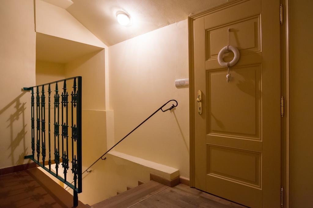 Bohemian Chic 2 Bedroom 2 Bathroom Loft With Hanging Chair Praag Buitenkant foto